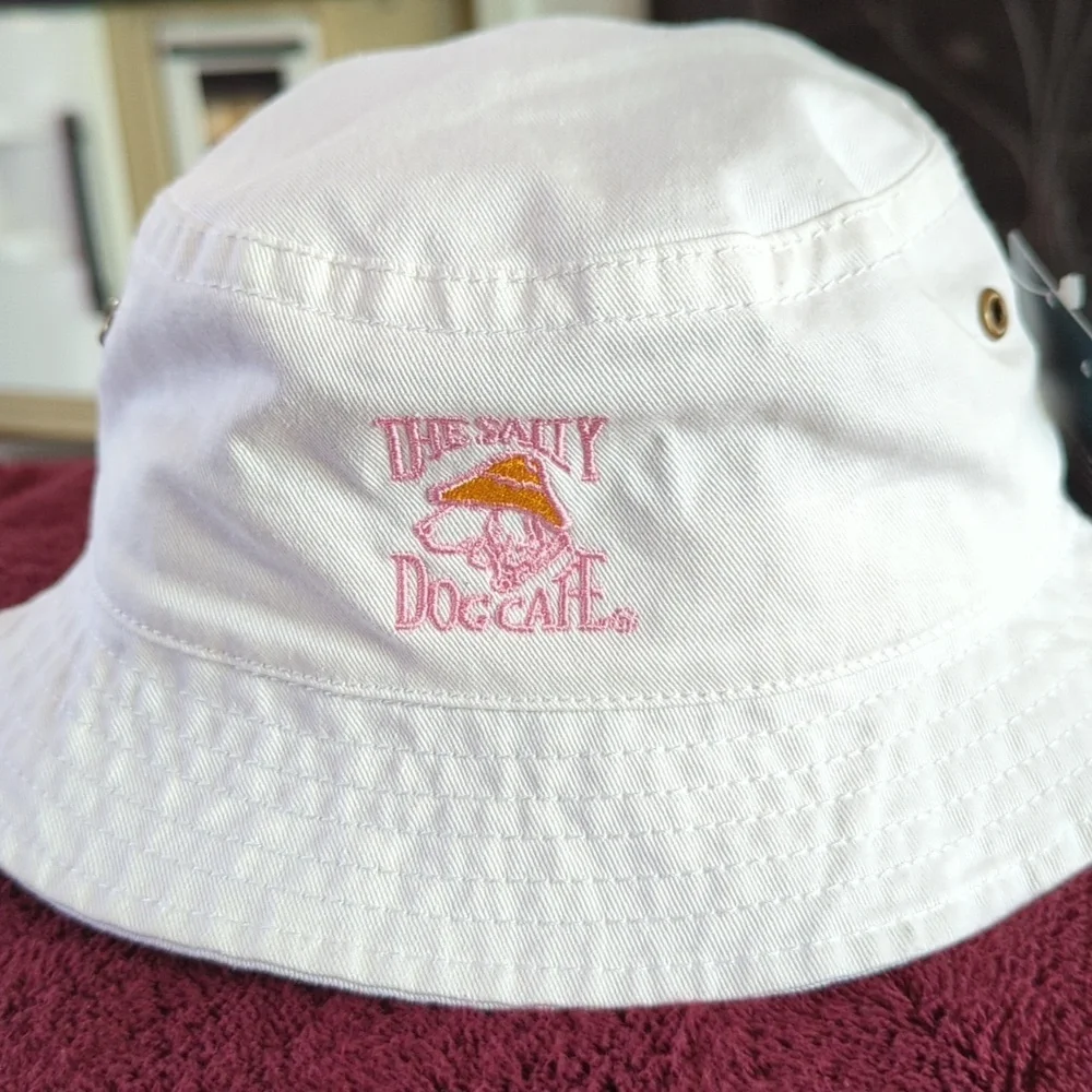 White Bucket Hat with Pink Embroidery SALTY DOG CAFE